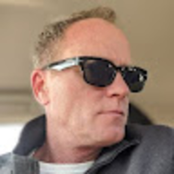 Meet your Posher, Gregory mitchell - Picture 1 of 1